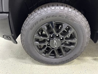 2026 Chevrolet Silverado 2500 HD Custom Crew Cab Standard Box 4WD