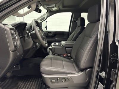 2026 Chevrolet Silverado 2500 HD Custom Crew Cab Standard Box 4WD