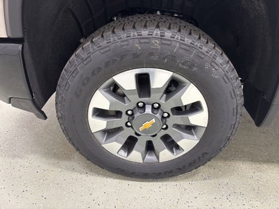 2026 Chevrolet Silverado 2500 HD Custom Crew Cab Standard Box 4WD