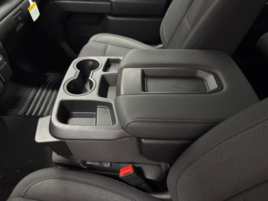 2026 Chevrolet Silverado 2500 HD Custom Crew Cab Standard Box 4WD