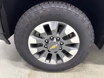 2026 Chevrolet Silverado 2500 HD Custom Crew Cab Standard Box 4WD