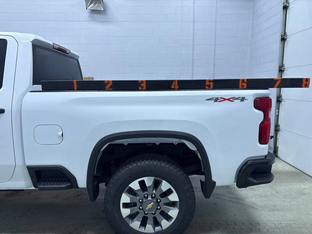 2026 Chevrolet Silverado 2500 HD Custom Crew Cab Standard Box 4WD