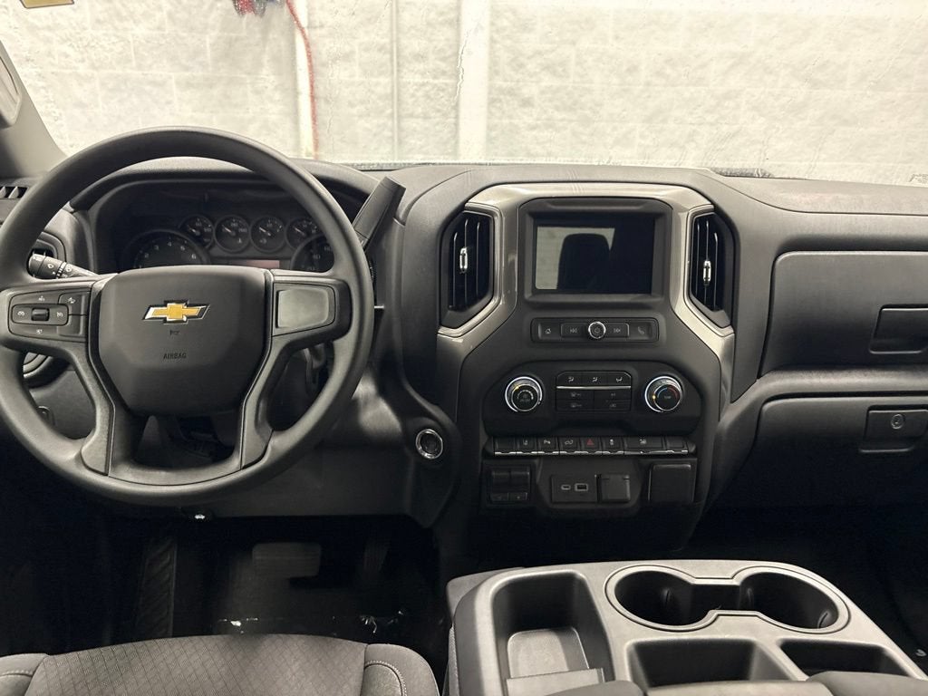 2026 Chevrolet Silverado 2500 HD Custom Crew Cab Standard Box 4WD