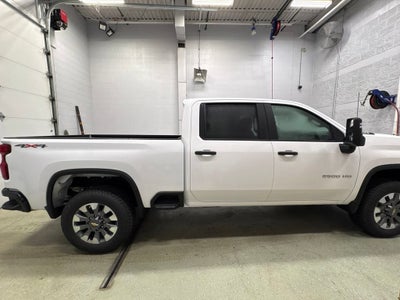 2026 Chevrolet Silverado 2500 HD Custom Crew Cab Standard Box 4WD