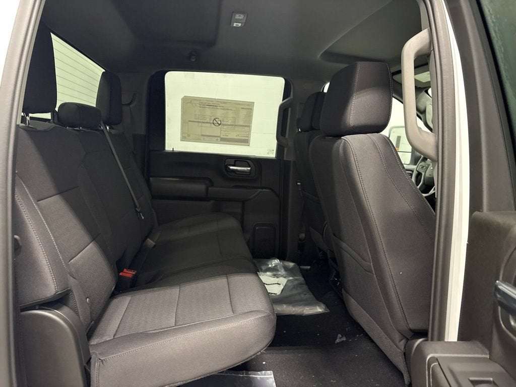 2026 Chevrolet Silverado 2500 HD Custom Crew Cab Standard Box 4WD