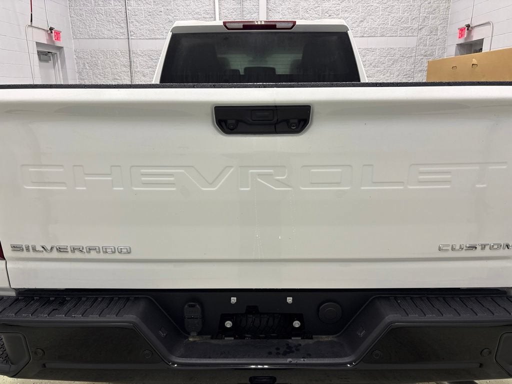 2026 Chevrolet Silverado 2500 HD Custom Crew Cab Standard Box 4WD