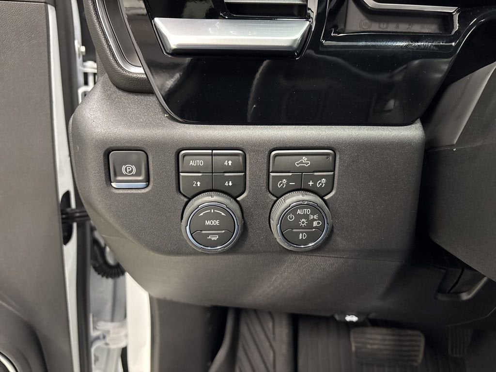 2026 Chevrolet Silverado 2500 HD LT Crew Cab Standard Box 4WD