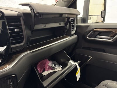 2026 Chevrolet Silverado 2500 HD LT Crew Cab Standard Box 4WD