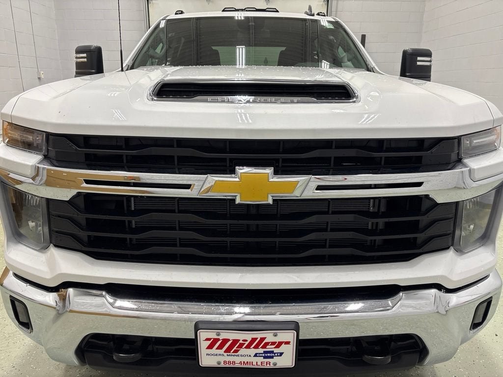 2026 Chevrolet Silverado 2500 HD LT Crew Cab Standard Box 4WD