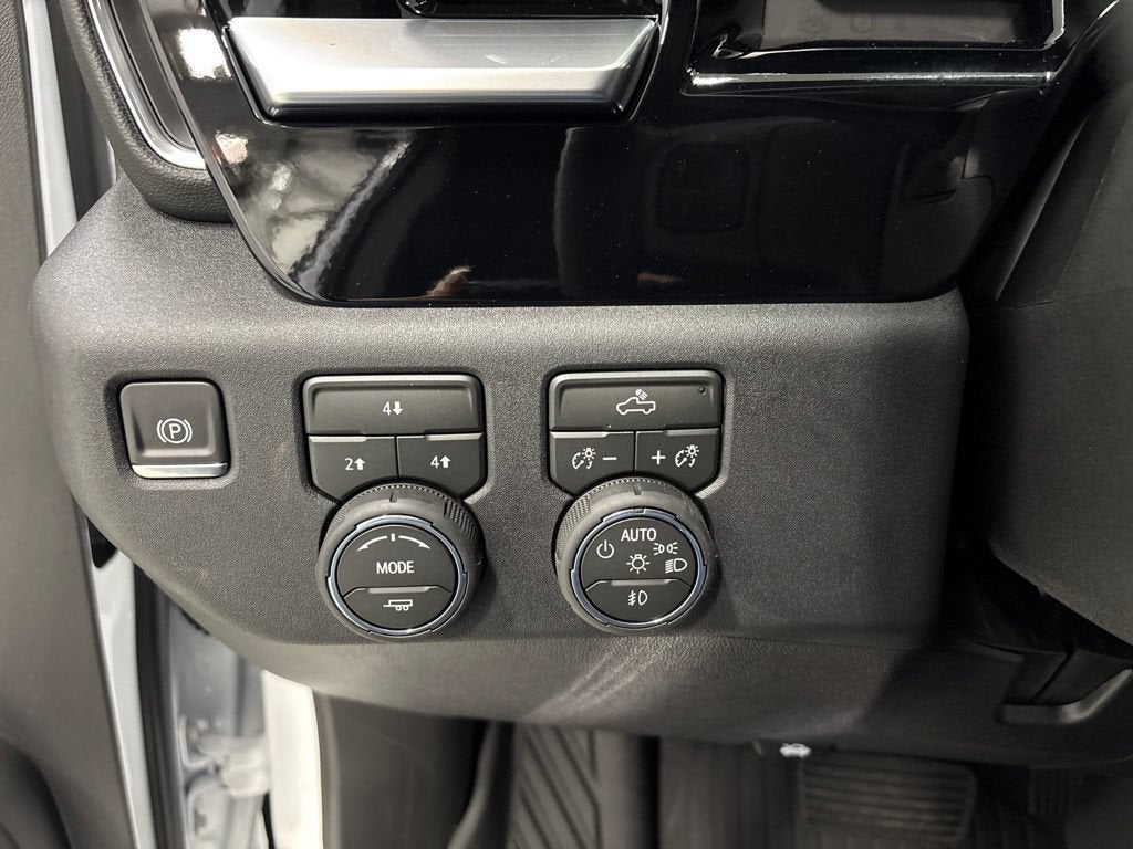 2026 Chevrolet Silverado 2500 HD LT Crew Cab Standard Box 4WD