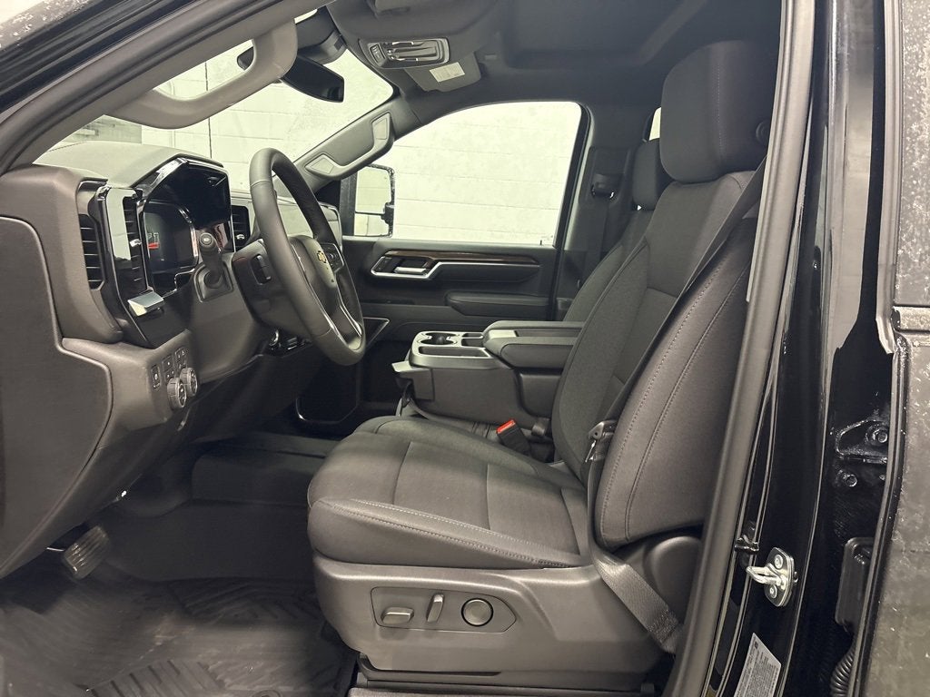 2026 Chevrolet Silverado 2500 HD LT Crew Cab Standard Box 4WD