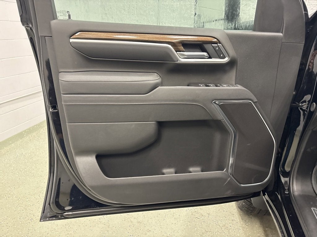 2026 Chevrolet Silverado 2500 HD LT Crew Cab Standard Box 4WD