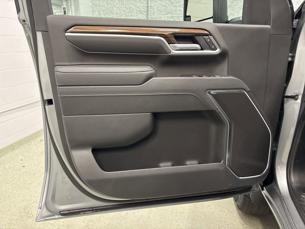 2026 Chevrolet Silverado 2500 HD LT Crew Cab Standard Box 4WD
