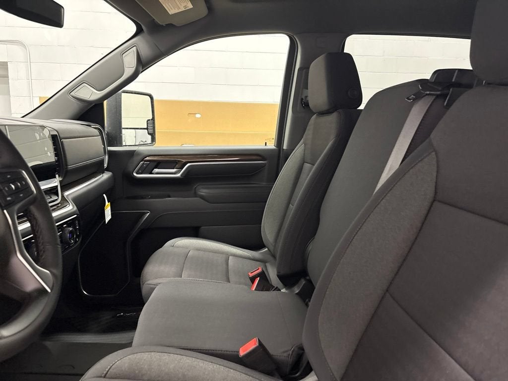 2026 Chevrolet Silverado 2500 HD LT Crew Cab Standard Box 4WD