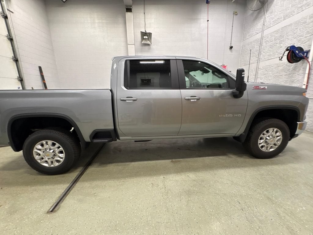 2026 Chevrolet Silverado 2500 HD LT Crew Cab Standard Box 4WD
