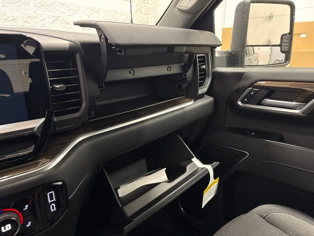 2026 Chevrolet Silverado 2500 HD LT Crew Cab Standard Box 4WD