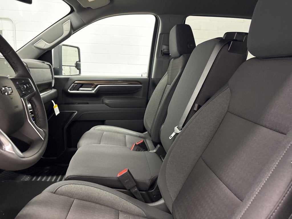 2026 Chevrolet Silverado 2500 HD LT Crew Cab Standard Box 4WD