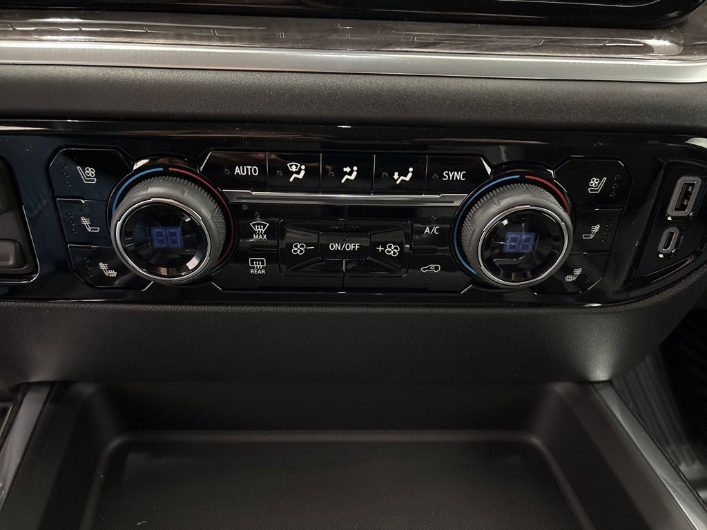 2026 Chevrolet Silverado 2500 HD LTZ Crew Cab Standard Box 4WD