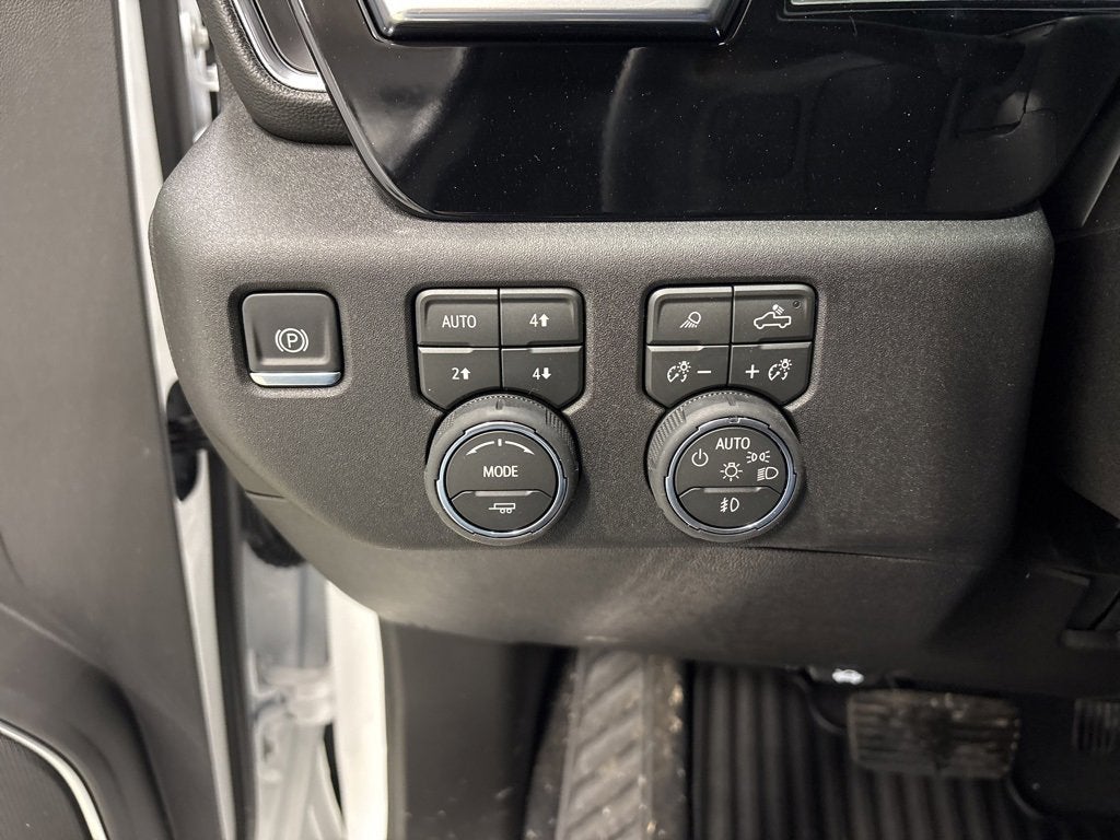 2026 Chevrolet Silverado 2500 HD LTZ Crew Cab Standard Box 4WD