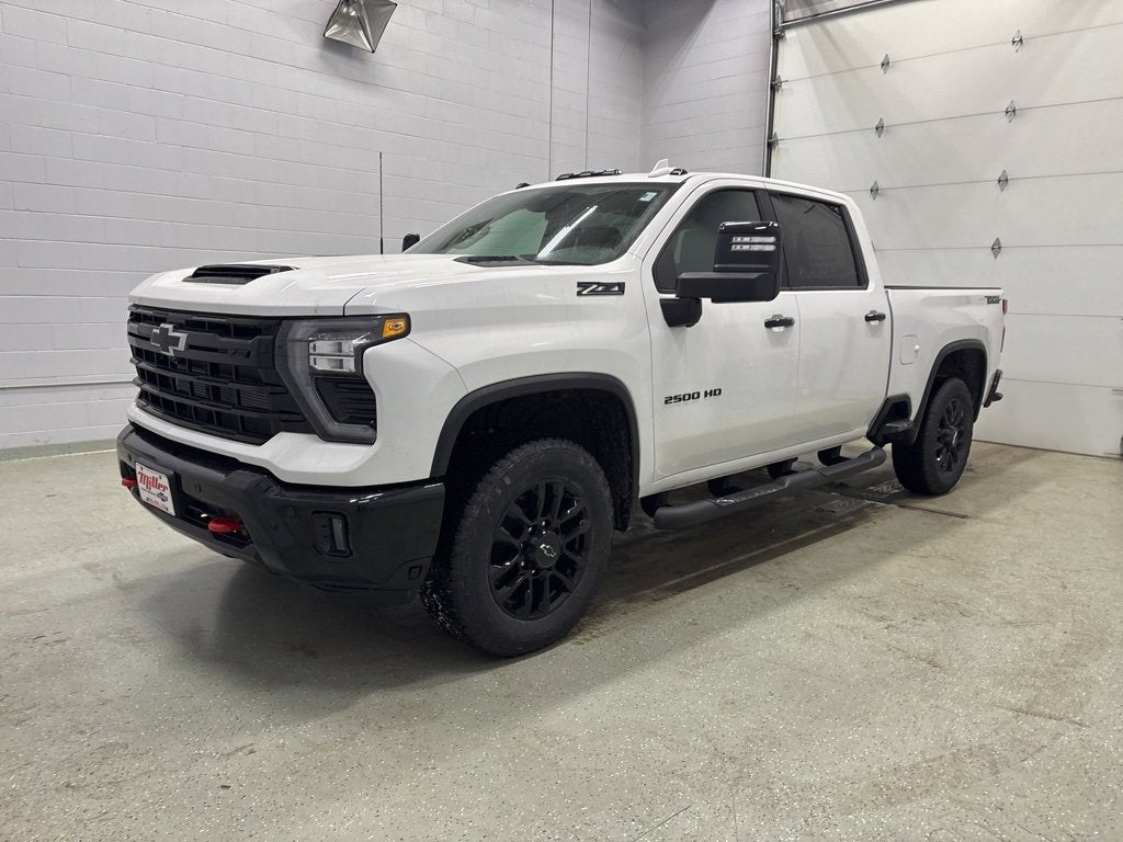 2026 Chevrolet Silverado 2500 HD LTZ Crew Cab Standard Box 4WD