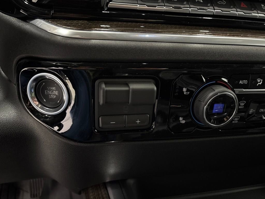 2026 Chevrolet Silverado 3500 HD LT Crew Cab Standard Box 4WD