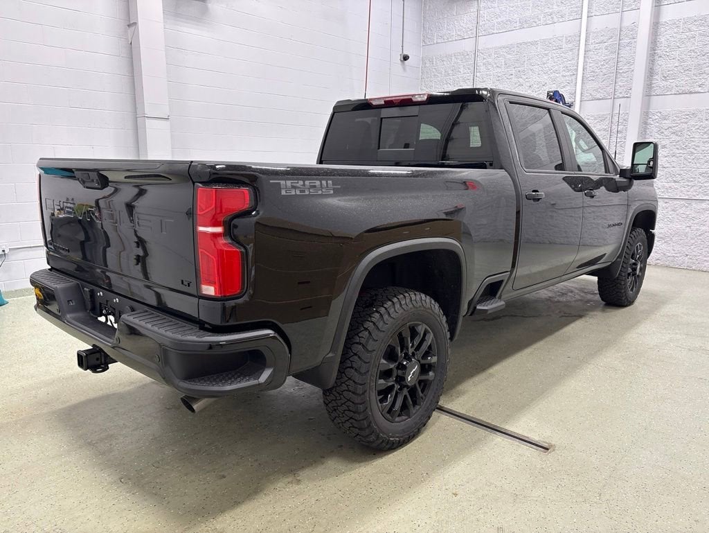 2026 Chevrolet Silverado 3500 HD LT Crew Cab Standard Box 4WD