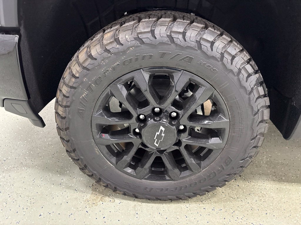 2026 Chevrolet Silverado 3500 HD LT Crew Cab Standard Box 4WD