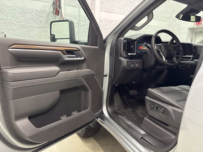 2026 Chevrolet Silverado 3500 HD LT Crew Cab Standard Box 4WD