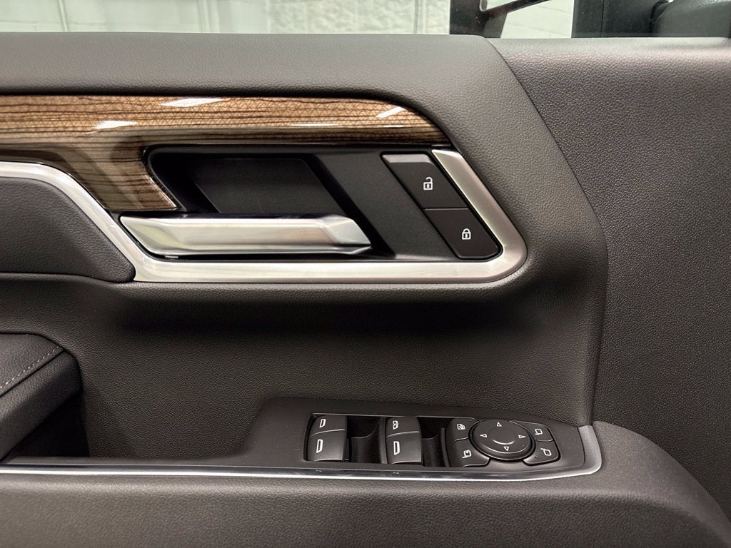 2026 Chevrolet Silverado 3500 HD LT Crew Cab Standard Box 4WD