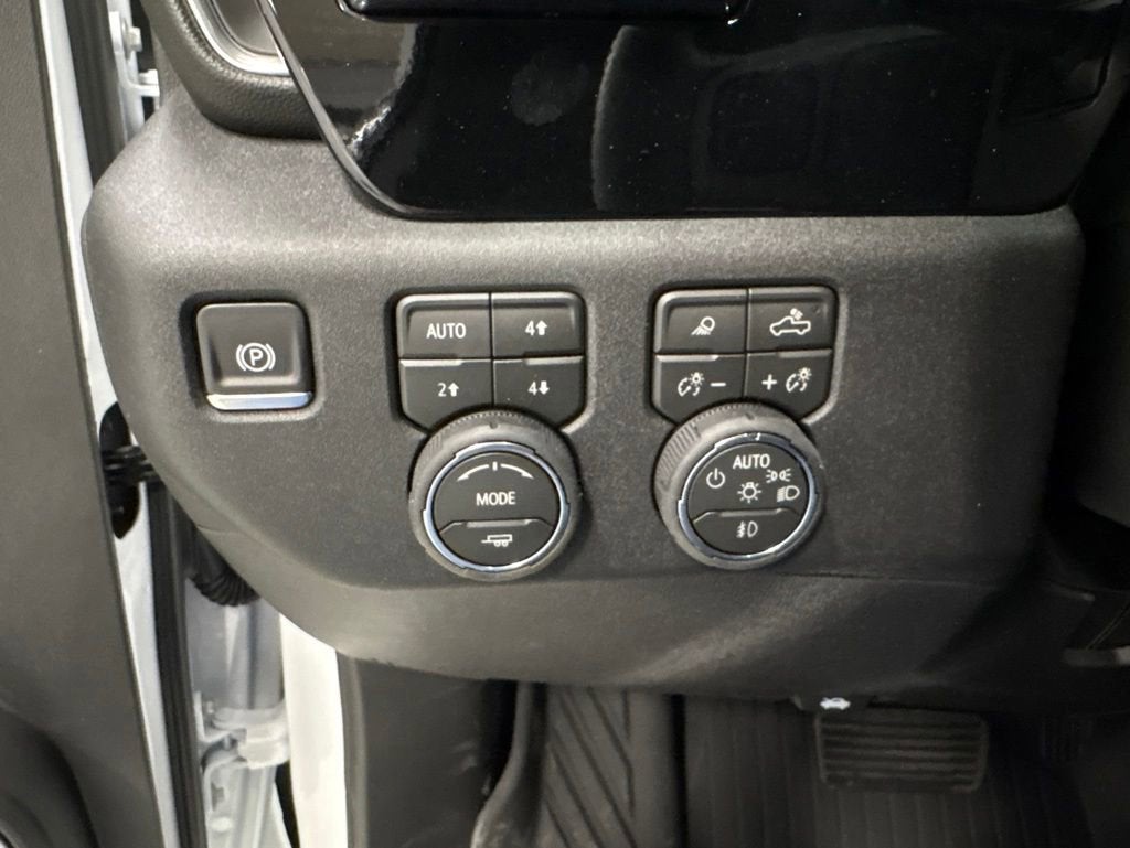 2026 Chevrolet Silverado 3500 HD LT Crew Cab Standard Box 4WD