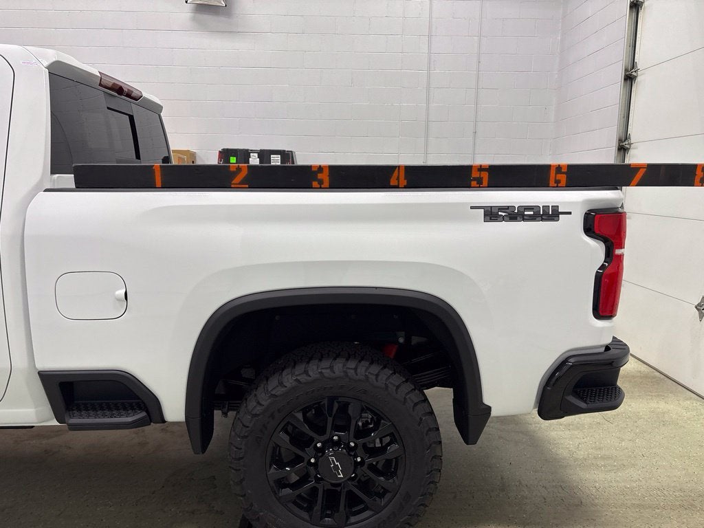 2026 Chevrolet Silverado 3500 HD LT Crew Cab Standard Box 4WD