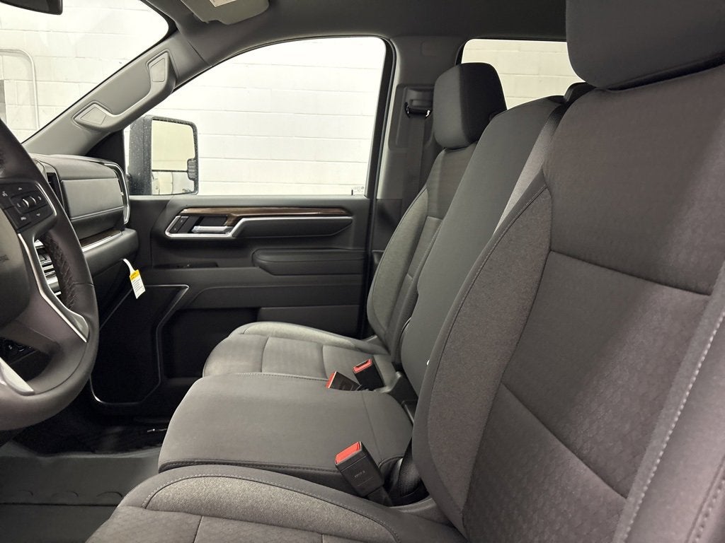 2026 Chevrolet Silverado 3500 HD LT Crew Cab Standard Box 4WD