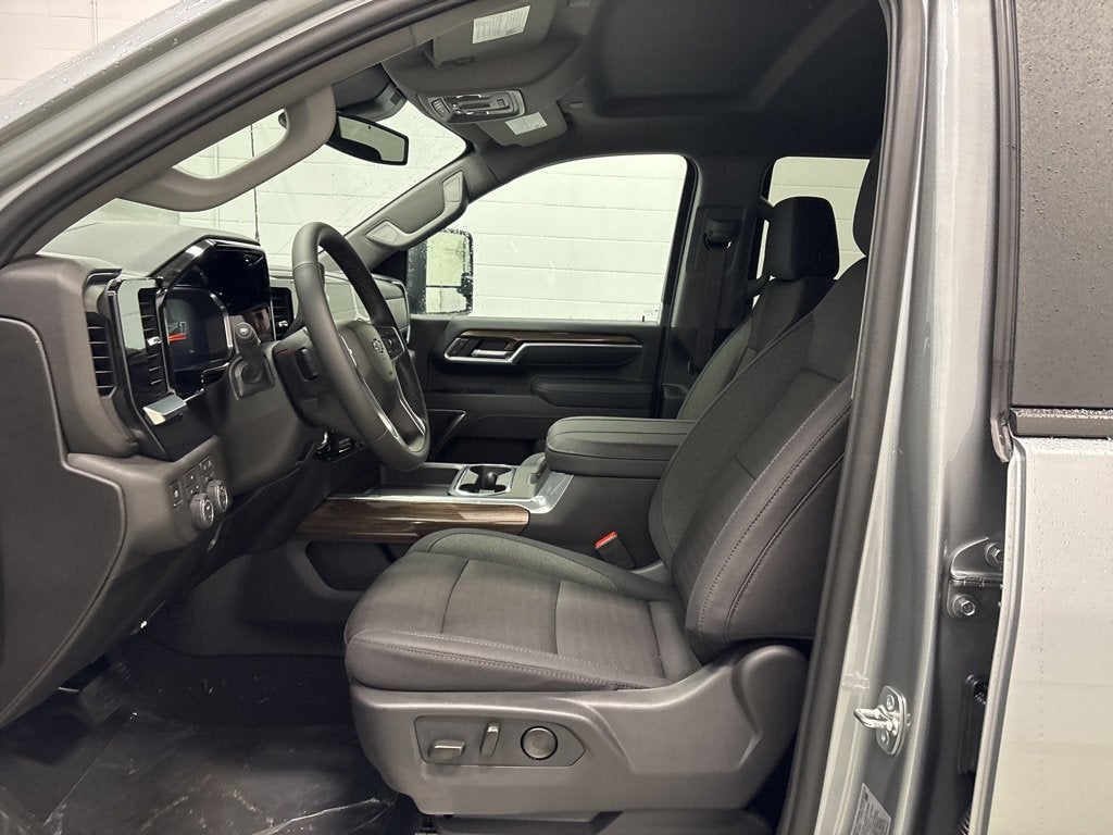 2026 Chevrolet Silverado 3500 HD LT Crew Cab Standard Box 4WD