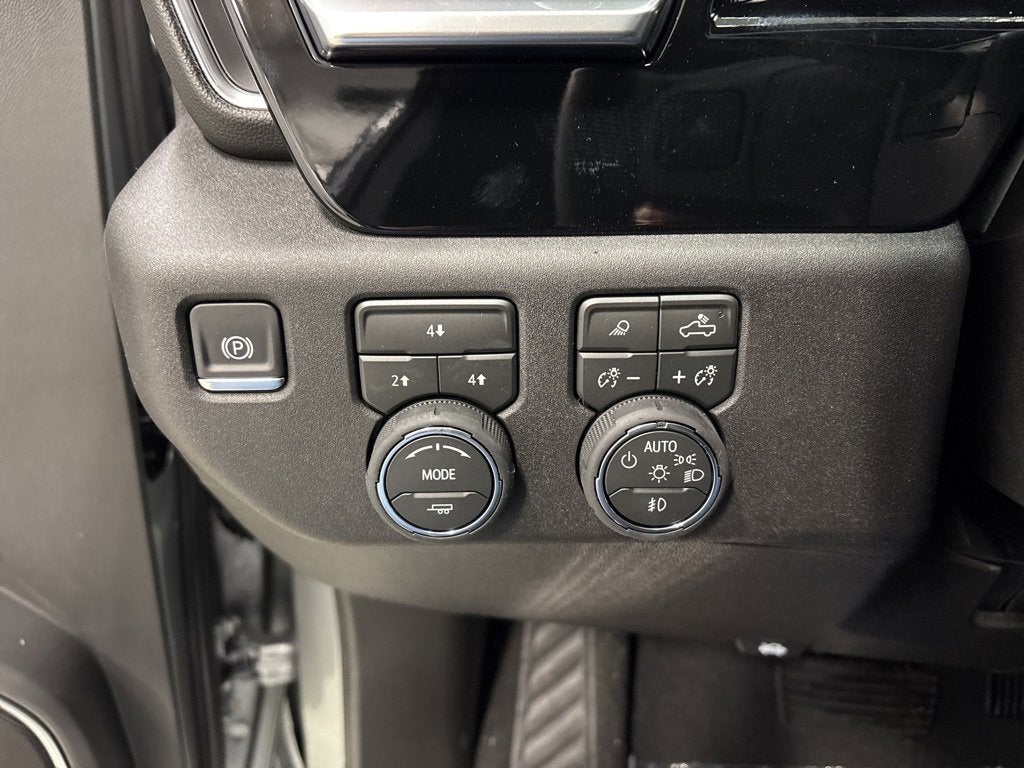 2026 Chevrolet Silverado 3500 HD LT Crew Cab Standard Box 4WD