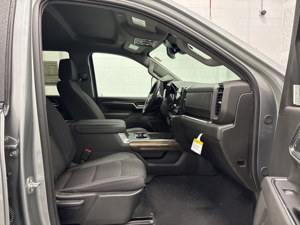 2026 Chevrolet Silverado 3500 HD LT Crew Cab Standard Box 4WD