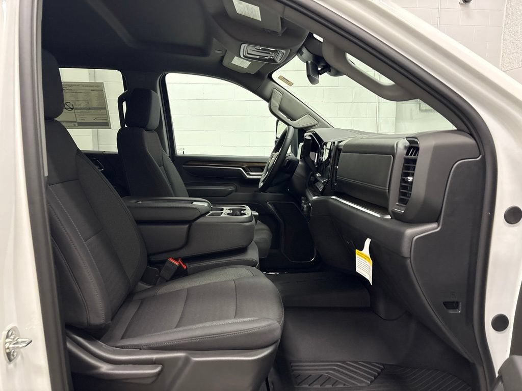 2026 Chevrolet Silverado 3500 HD LT Crew Cab Standard Box 4WD