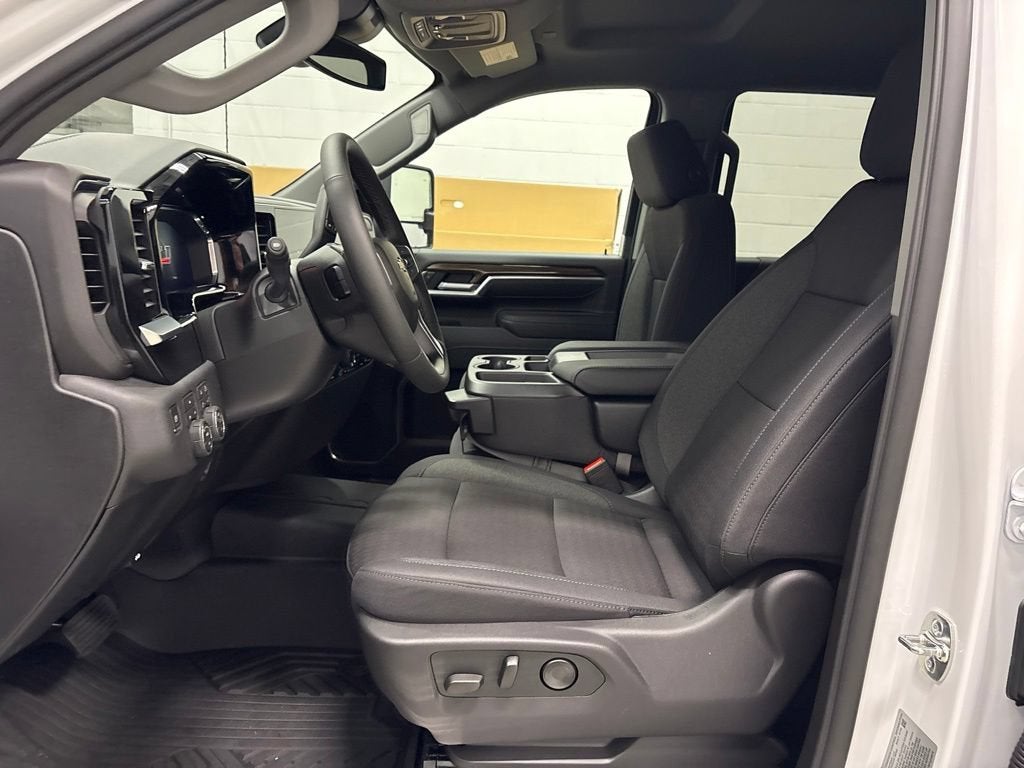 2026 Chevrolet Silverado 3500 HD LT Crew Cab Standard Box 4WD