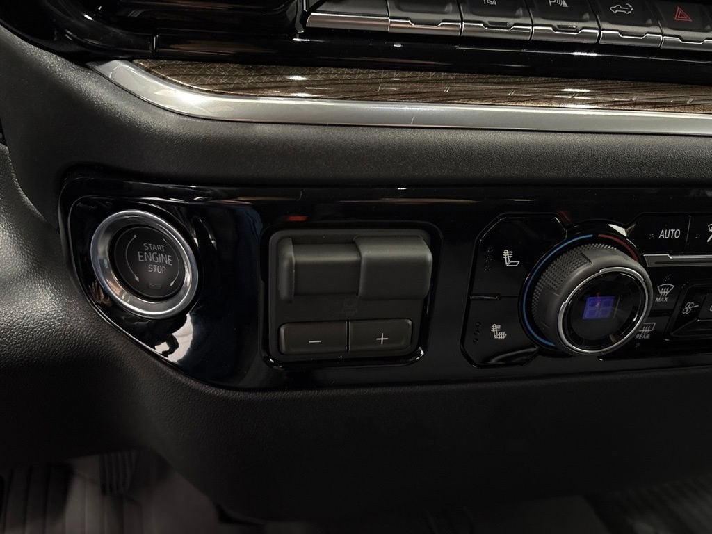 2026 Chevrolet Silverado 3500 HD LT Crew Cab Standard Box 4WD