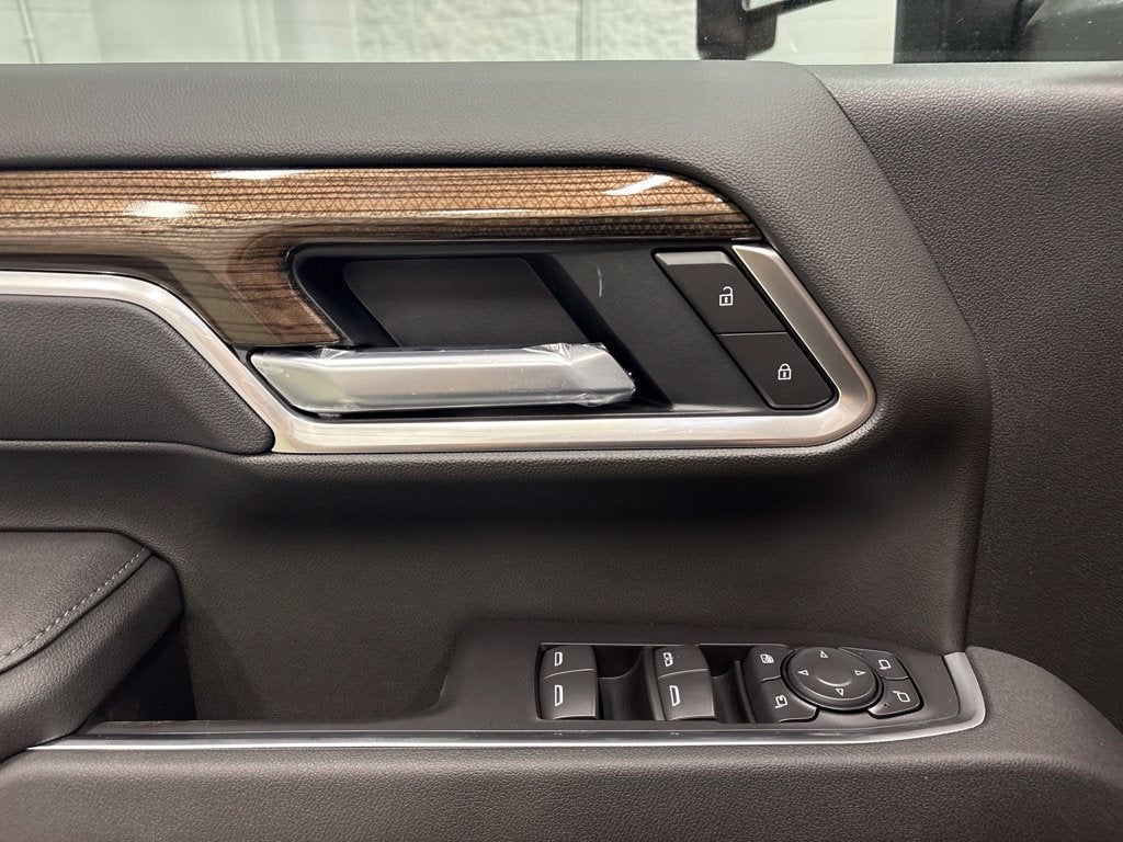 2026 Chevrolet Silverado 3500 HD LT Crew Cab Standard Box 4WD