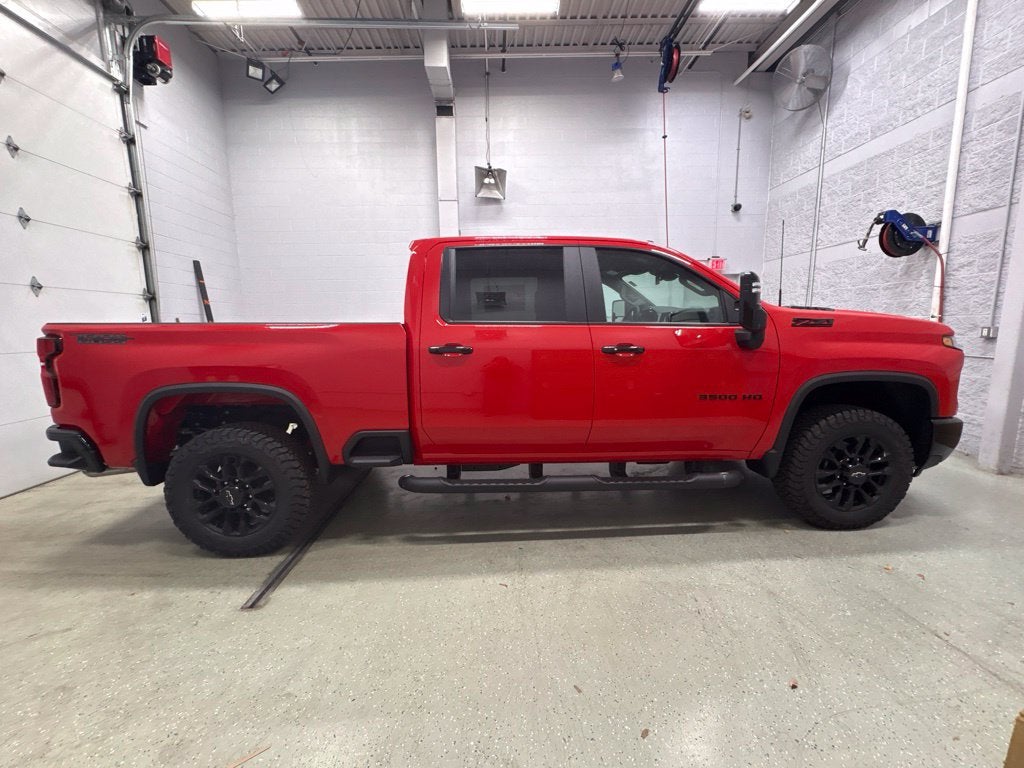 2026 Chevrolet Silverado 3500 HD LT Crew Cab Standard Box 4WD