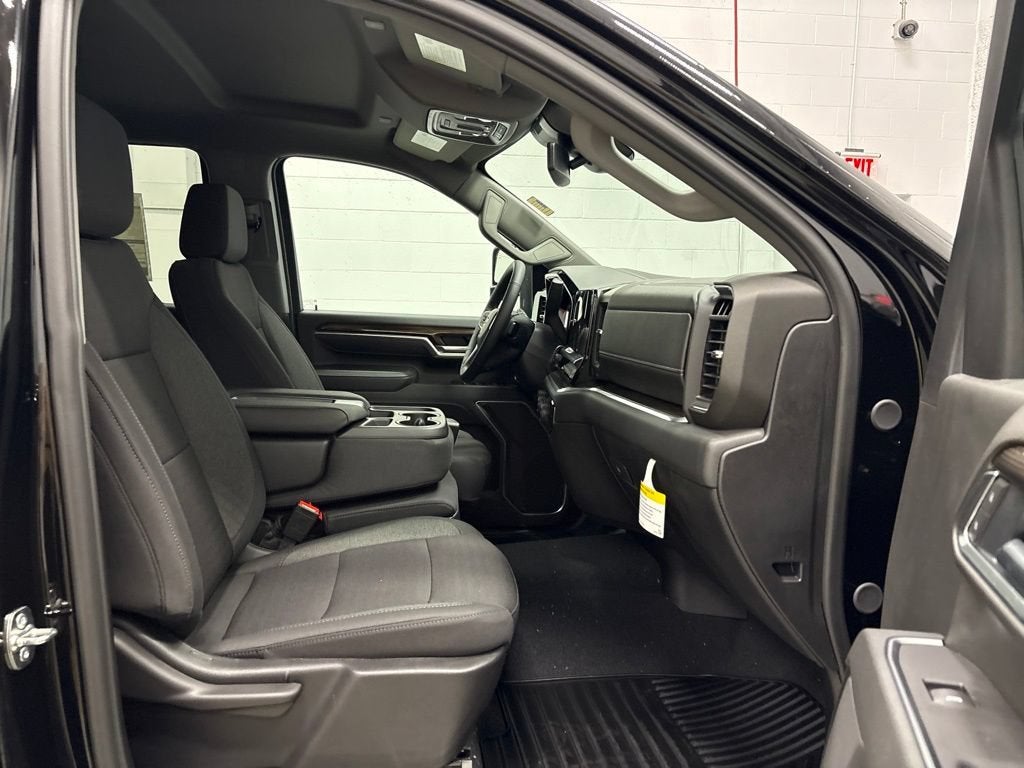 2026 Chevrolet Silverado 3500 HD LT Crew Cab Standard Box 4WD