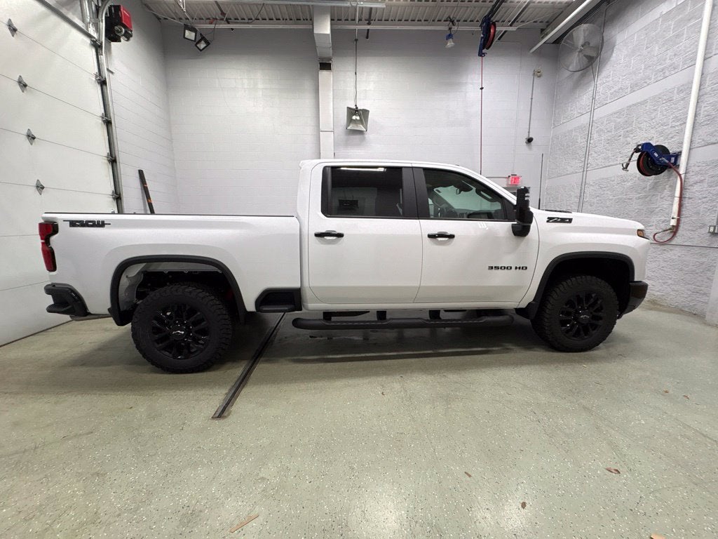 2026 Chevrolet Silverado 3500 HD LT Crew Cab Standard Box 4WD