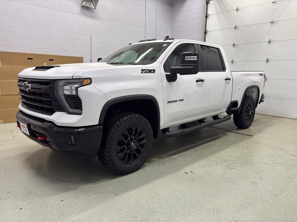 2026 Chevrolet Silverado 3500 HD LT Crew Cab Standard Box 4WD