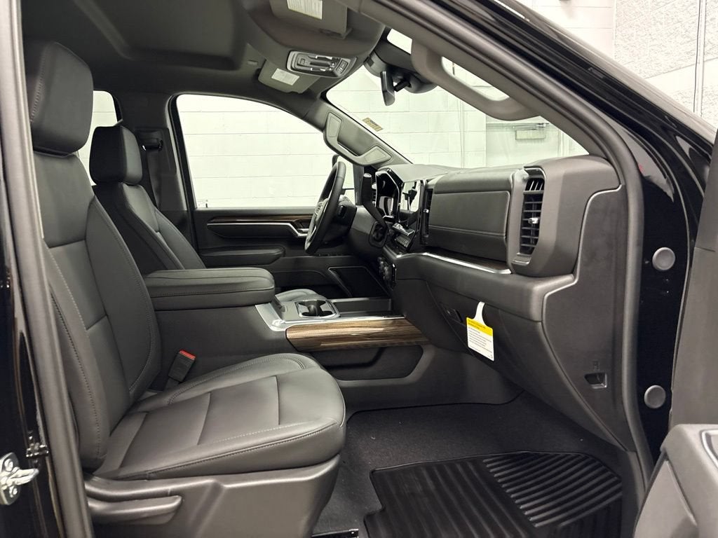 2026 Chevrolet Silverado 3500 HD LT Crew Cab Standard Box 4WD