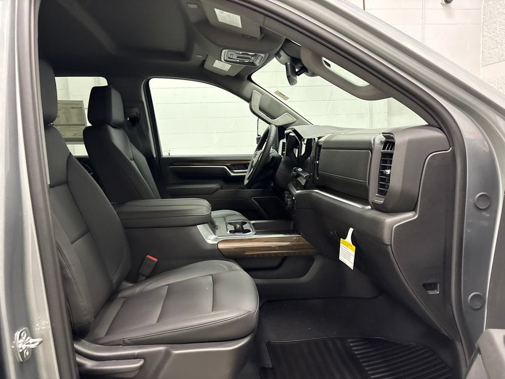 2026 Chevrolet Silverado 3500 HD LT Crew Cab Standard Box 4WD