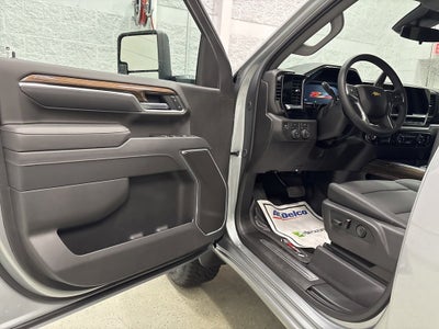 2026 Chevrolet Silverado 3500 HD LT Crew Cab Standard Box 4WD