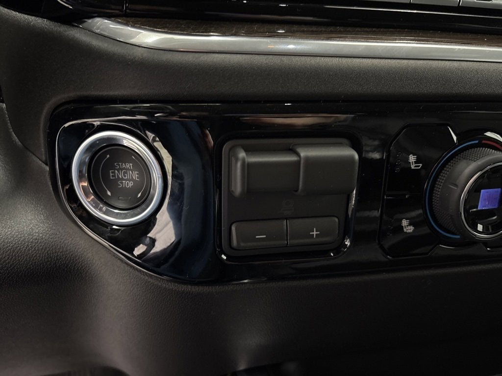 2026 Chevrolet Silverado 3500 HD LT Crew Cab Standard Box 4WD