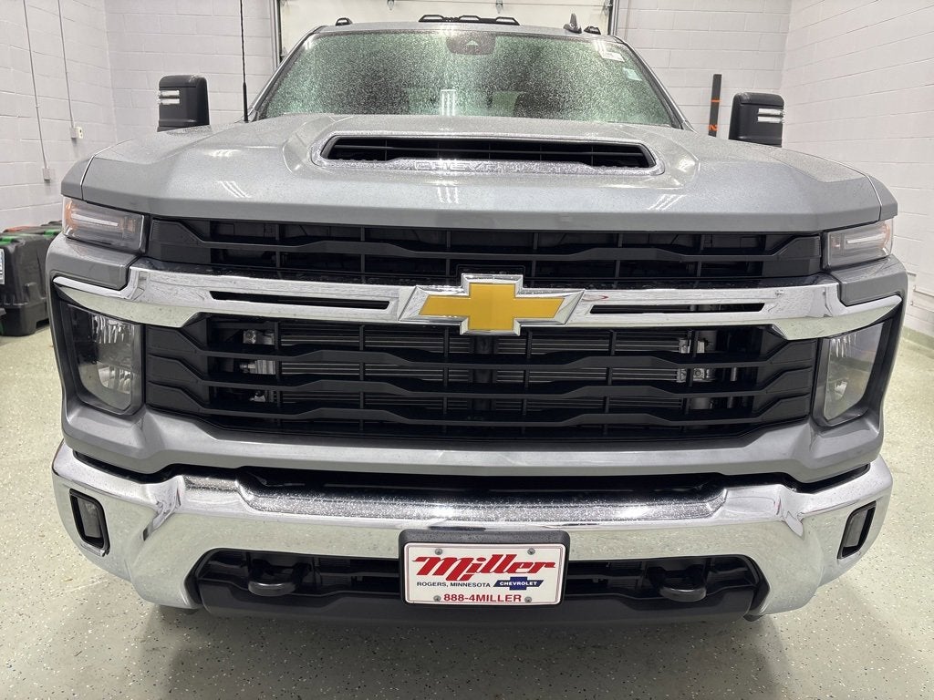 2026 Chevrolet Silverado 3500 HD LT Crew Cab Standard Box 4WD