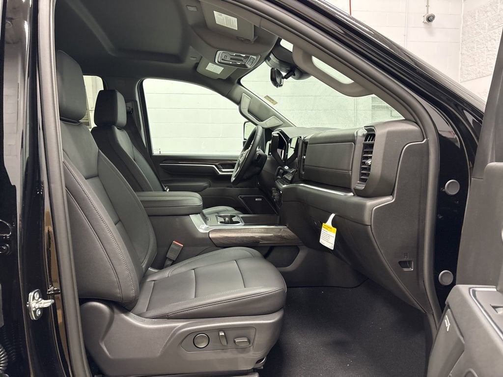 2026 Chevrolet Silverado 3500 HD LTZ Crew Cab Standard Box 4WD