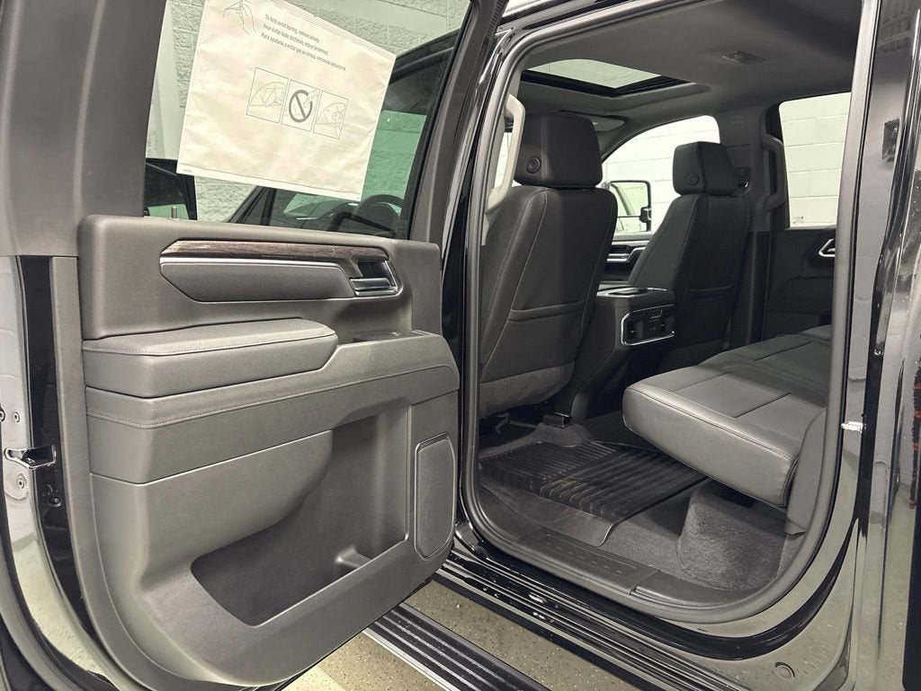 2026 Chevrolet Silverado 3500 HD LTZ Crew Cab Standard Box 4WD